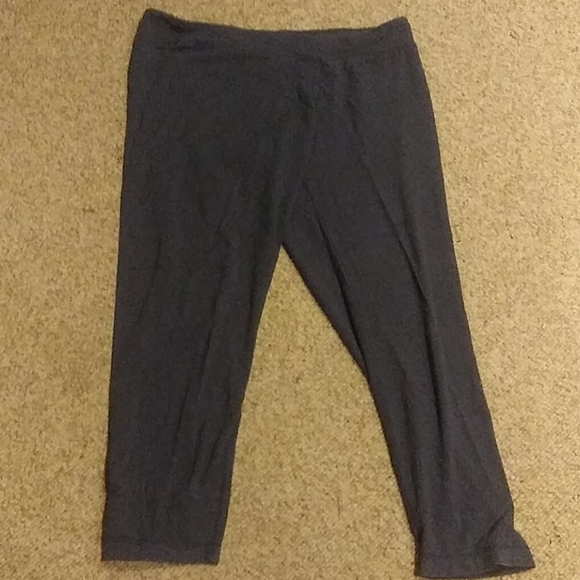 Leggings 4 - Picture 2 of 2